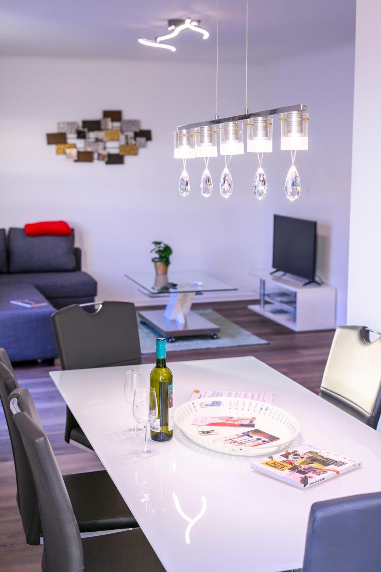 Hub Close To Main Station By Jr Appartement Vienne