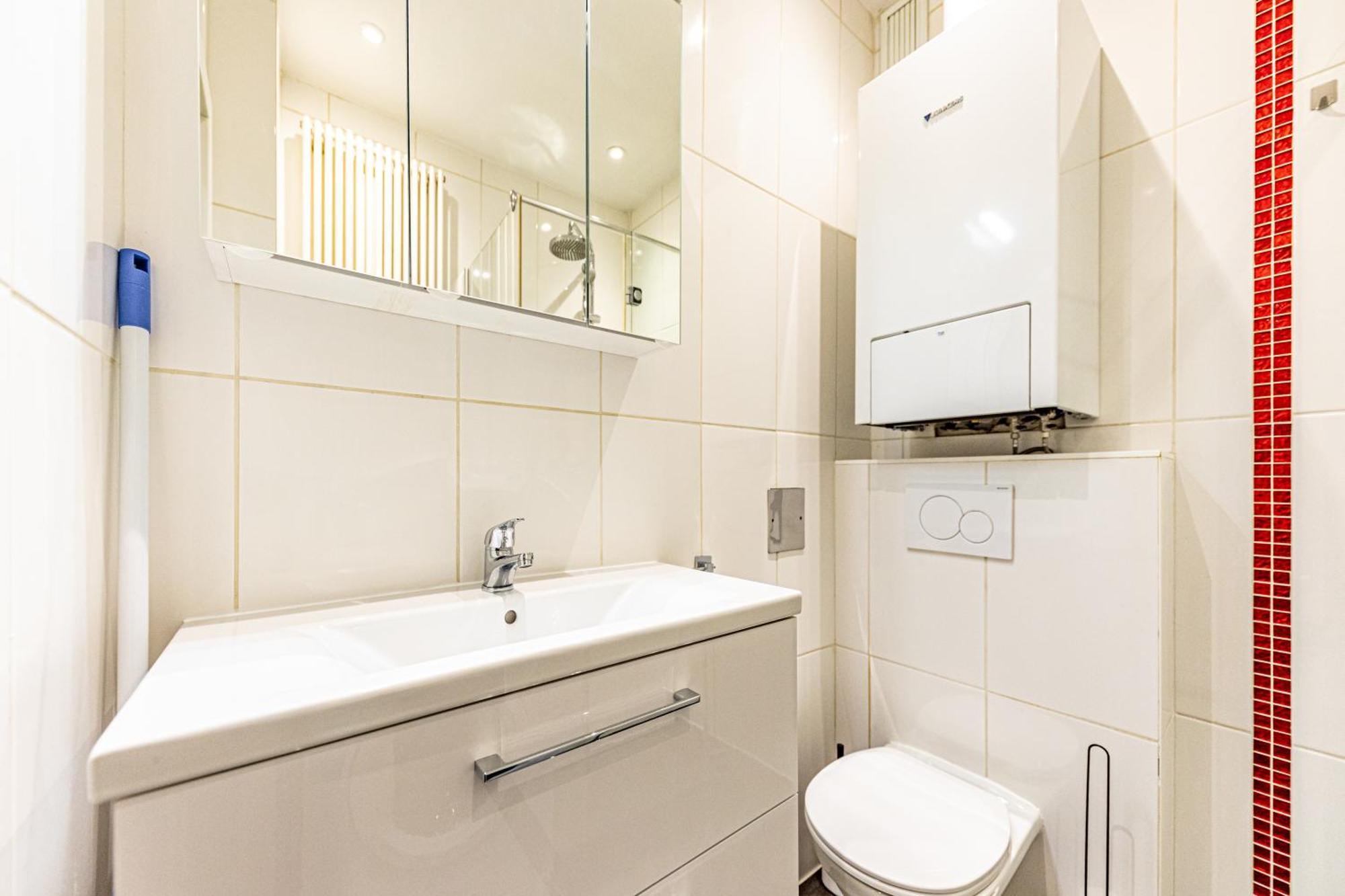 Appartement Hub Close To Main Station By Jr *
