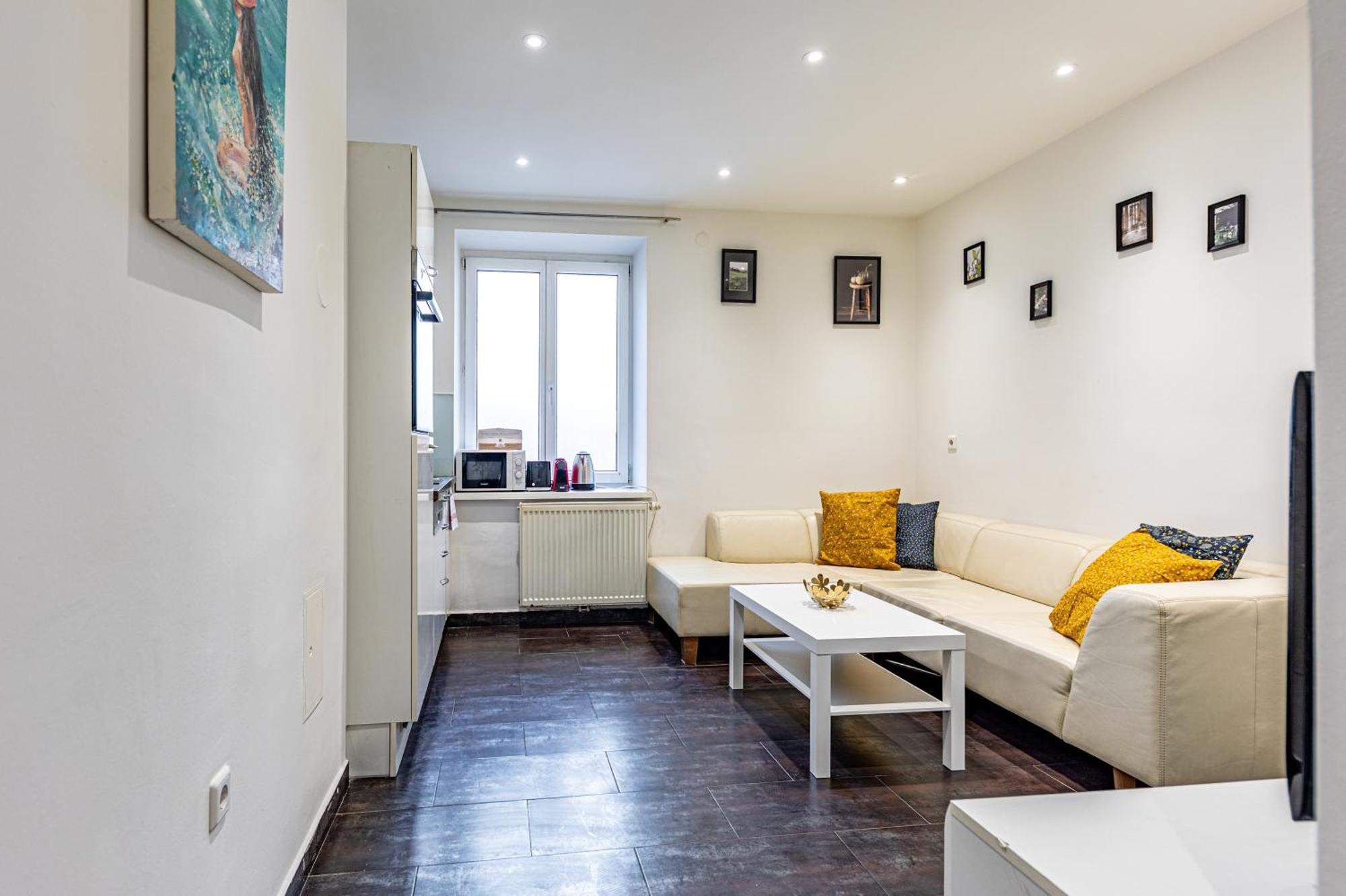 Appartement Hub Close To Main Station By Jr